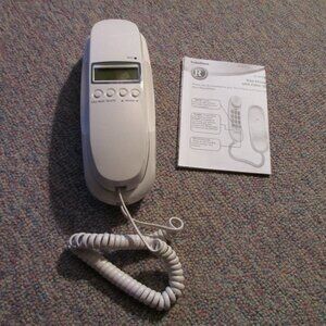 RadioShack landline slimline telephone